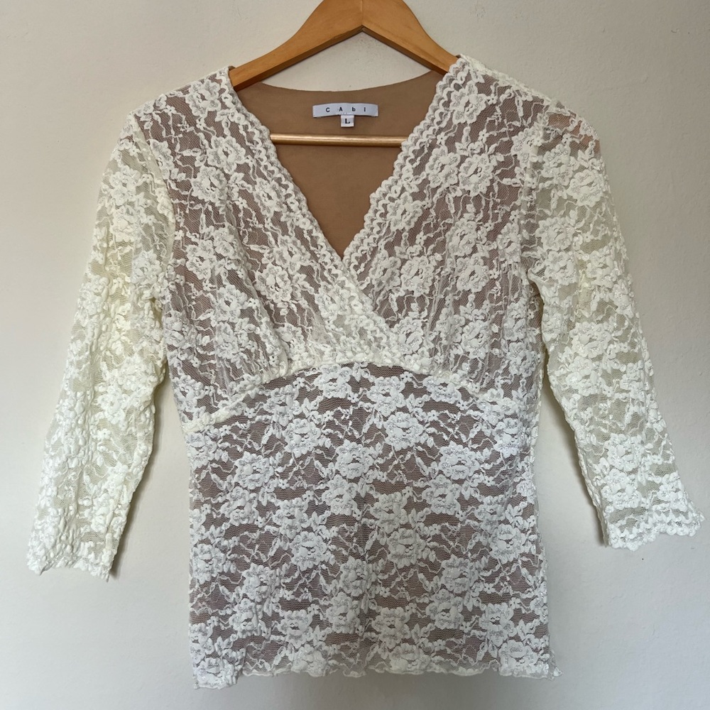 Cabi beige laced top size L(M)
